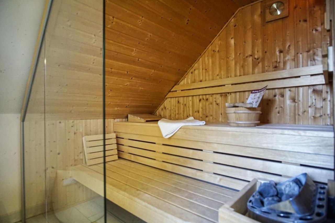 Komfortables Haus Mit Kamin, Sauna, Garten, Terrasse - Ferienhaus Sternschnuppe Wiek auf Rügen Екстериор снимка